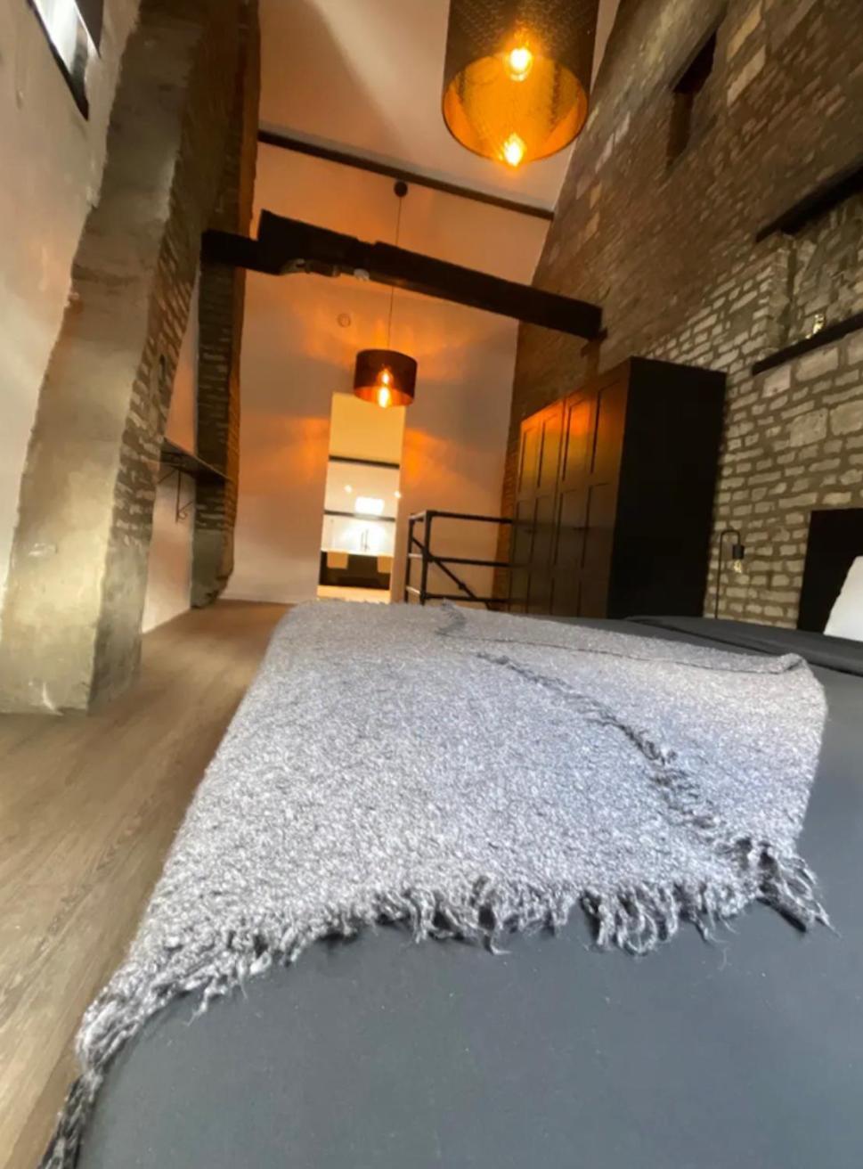 Sfeervol Monumentaal Pand Appartement Maastricht Buitenkant foto