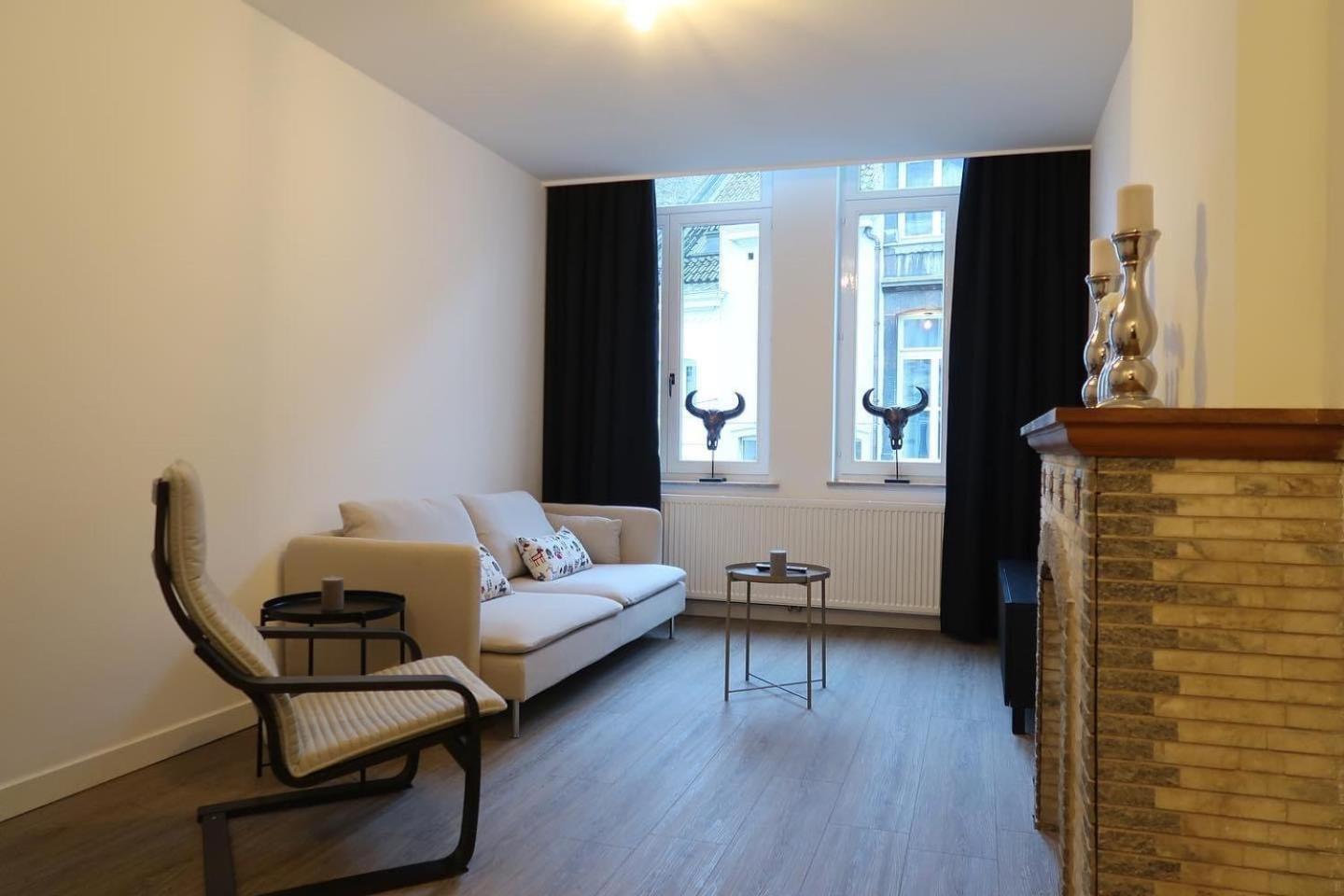 Sfeervol Monumentaal Pand Appartement Maastricht Buitenkant foto